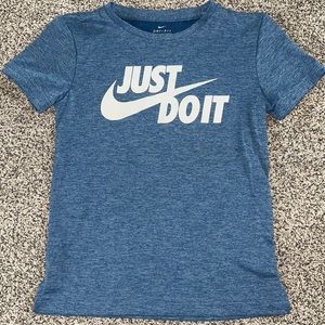 Nike boys 6 blue dri-fit shirt